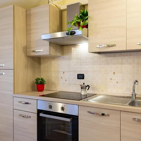 Gorla Skyline - Top Floor Apartment Milan Exterior photo
