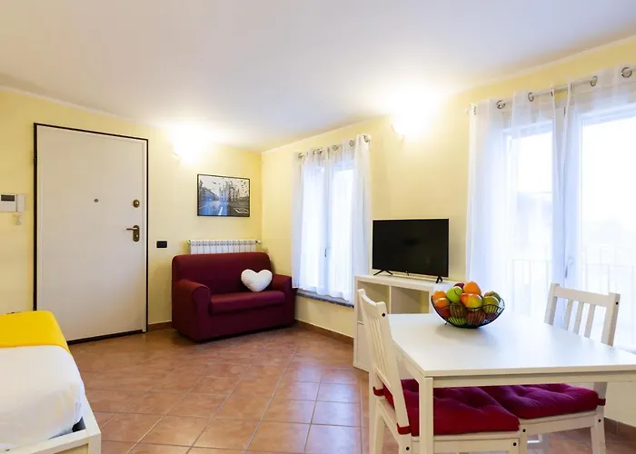Gorla Skyline - Top Floor Apartment